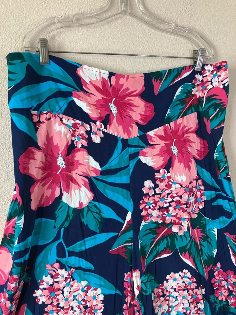 AVENUE Plus Size Tropical Wide Leg Cullotte Pants Navy Island Floral Resort Chic